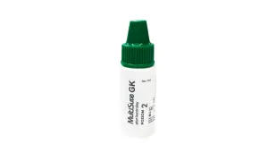 Płyn kontrolny do glukometru MultiSure GK, poziom 2, w małej buteleczce z zieloną zakrętką.